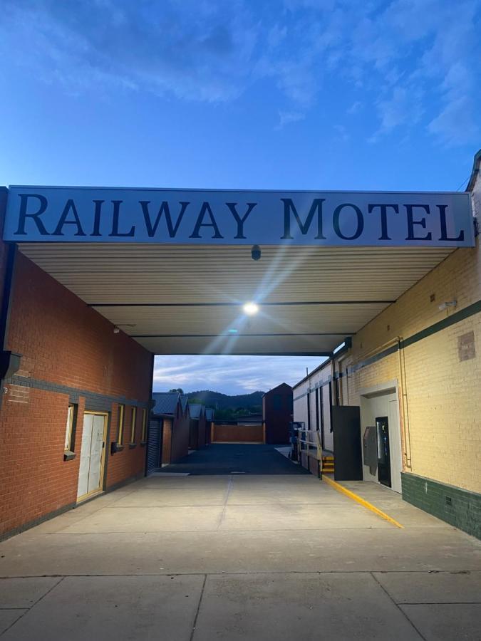 Railway Motel Myrtleford Esterno foto